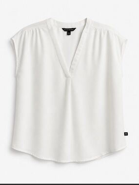 Banana Republic Ivory V-Neck Cap Sleeve Blouse
